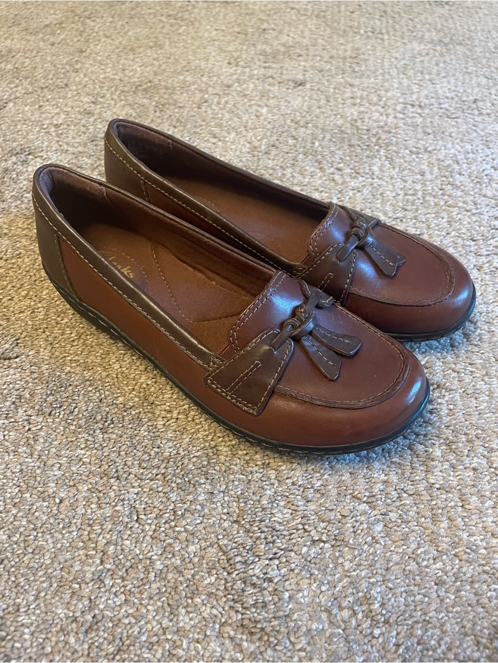 Clarks Brown Ashland Bubble  Leather Tassel Loafers for Women Size 7